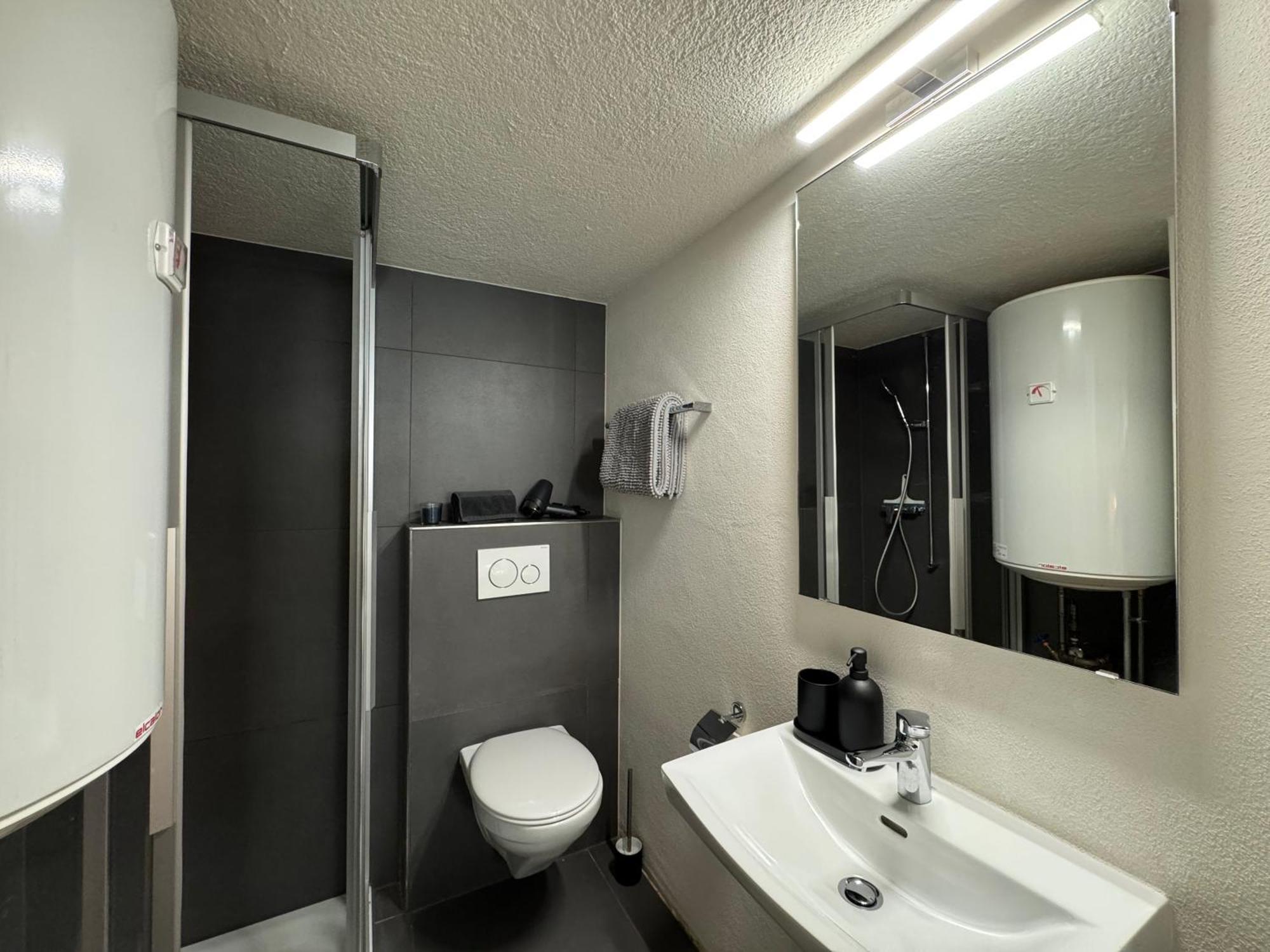 Appartement Au Rez-De-Chaussee En Vieille Ville De بورينتري المظهر الخارجي الصورة